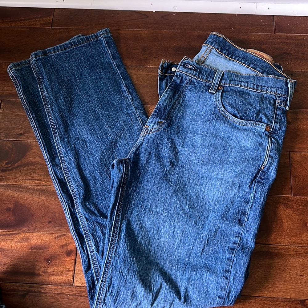 Levi’s 541 Relaxed Fit jeans